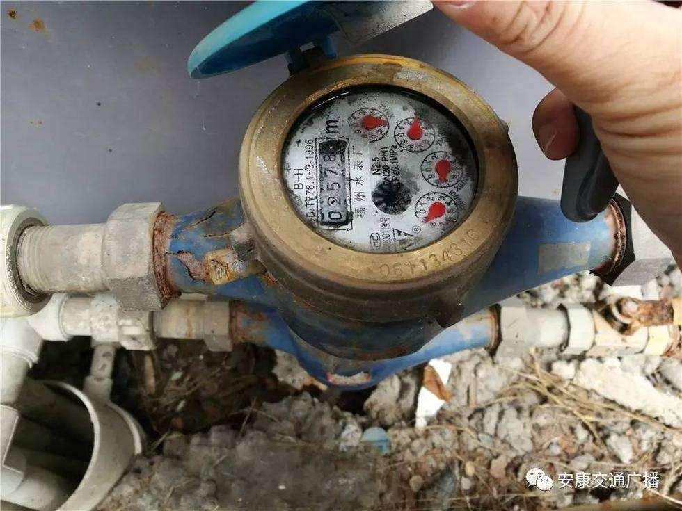 上海家里水表在不用的时候空转，是漏水吗？